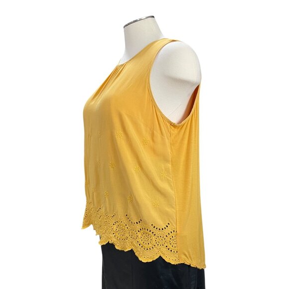 Ava Viv Yellow Tank Top 2X Boho Eyelet Embroidered Scallop Hem Flowy Festival - Picture 7 of 8